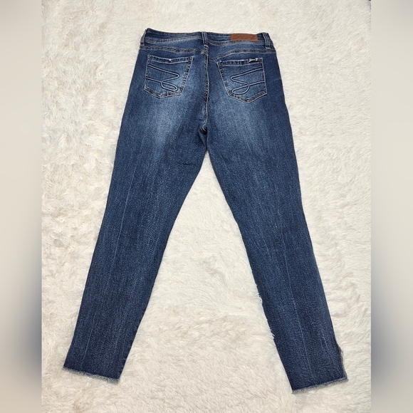 Seven7 Size 10 High Rise Ankle Legging Distressed Cuff Jeans - Picture 2 of 11